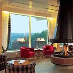 Schwarzwald Wellnesshotel Saigerhoeh I Golf & Wandern Ueber Dem Titisee