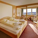 Ξενοδοχείο Schwarzwald Wellnesshotel Saigerhoeh I Golf & Wandern Ueber Dem Titisee Lenzkirch