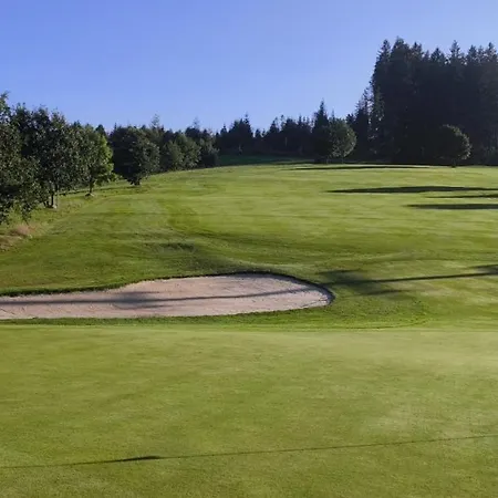 Saigerhoeh Wellness Golf Wandern Ueber Dem Titisee Hotel