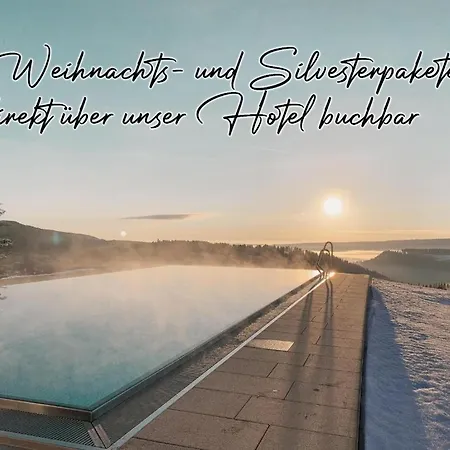 Schwarzwald Wellnesshotel Saigerhoeh I Golf & Wandern Ueber Dem Titisee