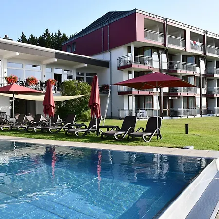 Hotel Schwarzwald Wellnesshotel Saigerhoeh I Golf & Wandern Ueber Dem Titisee