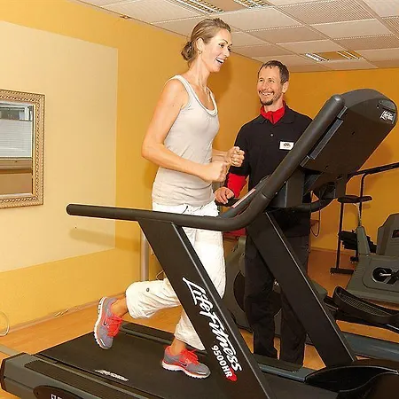 Saigerhoeh Wellness Golf Wandern Ueber Dem Titisee 4*