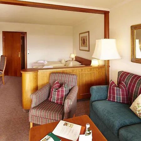 Schwarzwald Wellnesshotel Saigerhoeh I Golf & Wandern Ueber Dem Titisee Otel
