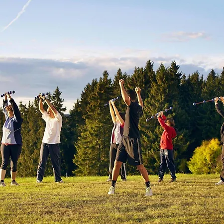 Schwarzwald Wellnesshotel Saigerhoeh I Golf & Wandern Ueber Dem Titisee 酒店 伦茨基希