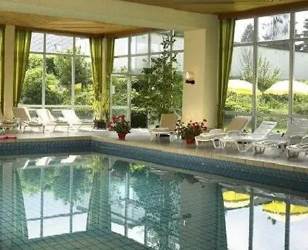 Saigerhoeh Wellness Golf Wandern Ueber Dem Titisee