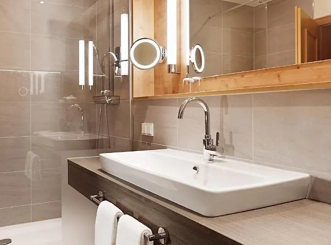 Schwarzwald Wellnesshotel Saigerhoeh I Golf & Wandern Ueber Dem Titisee Hotel Lenzkirch