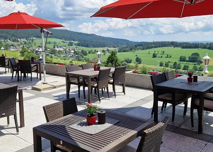 Schwarzwald Wellnesshotel Saigerhoeh I Golf & Wandern Ueber Dem Titisee Hotel 4*