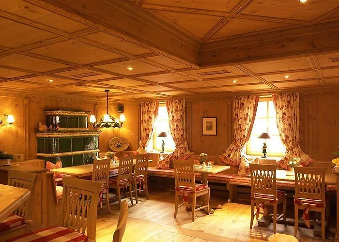 Hotel Schwarzwald Wellnesshotel Saigerhoeh I Golf & Wandern Ueber Dem Titisee Lenzkirch