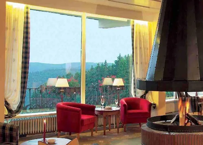 Schwarzwald Wellnesshotel Saigerhoeh I Golf & Wandern Ueber Dem Titisee