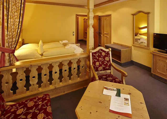 Hotel Schwarzwald Wellnesshotel Saigerhoeh I Golf & Wandern Ueber Dem Titisee 4*