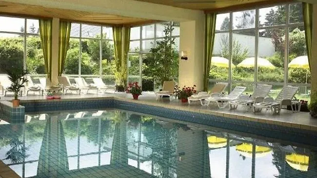 Schwarzwald Wellnesshotel Saigerhoeh I Golf & Wandern Ueber Dem Titisee